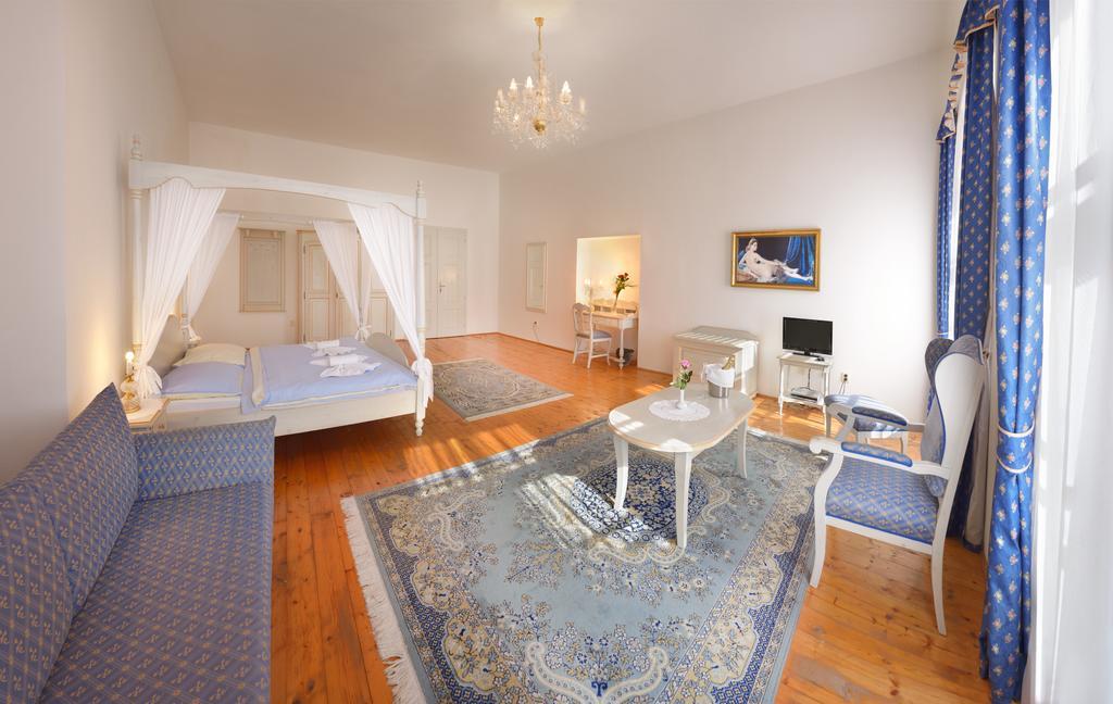 Hotel Ruze Rožmberk nad Vltavou Quarto foto